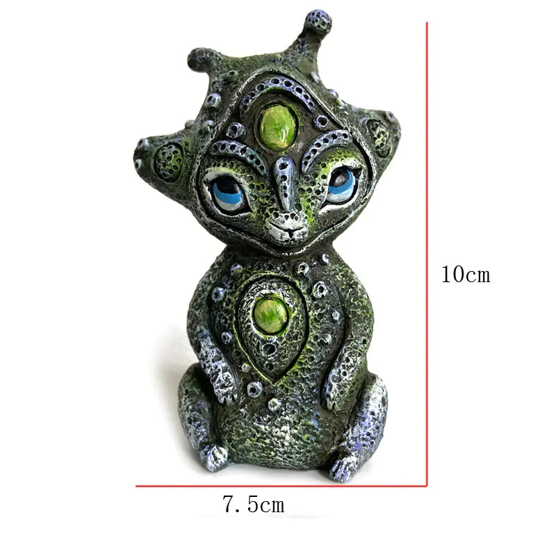 Three-Eyed Alien Garden Sculpture Set